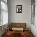 Geraeumige Altbauwohnung Im Zentrum Graz