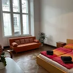 Geraeumige Altbauwohnung Im Zentrum Graz