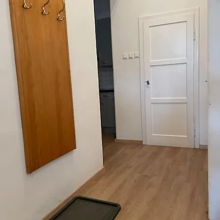 Geraeumige Altbauwohnung Im Zentrum * Грац