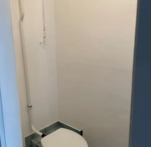 Geraeumige Altbauwohnung Im Zentrum גראץ