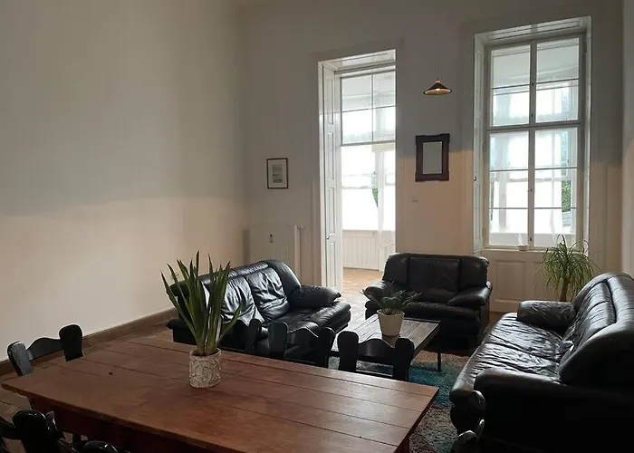 Geraeumige Altbauwohnung Im Zentrum * גראץ