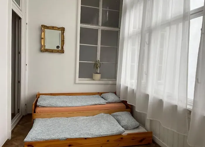 Apartman Geraeumige Altbauwohnung Im Zentrum Graz